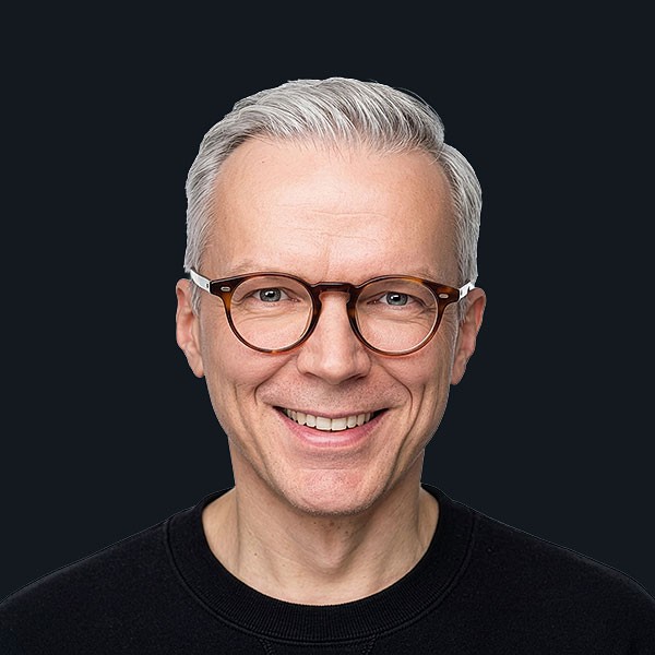 Артем Иванов — Арт-директор, графический и бренд-дизайнер